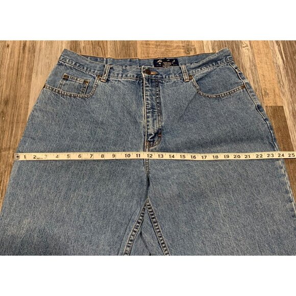 Eddie Bauer High-Waisted Denim Jeans Womens Size 18 Light Wash Relaxed Fit - Picture 8 of 13